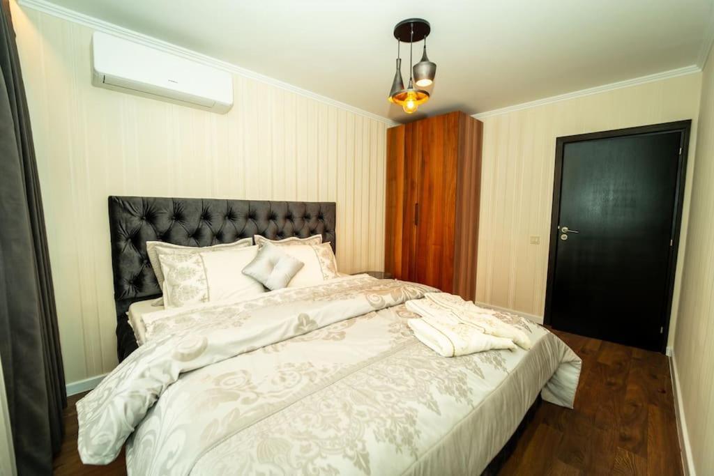 Lux Apart Karlovo Luaran gambar