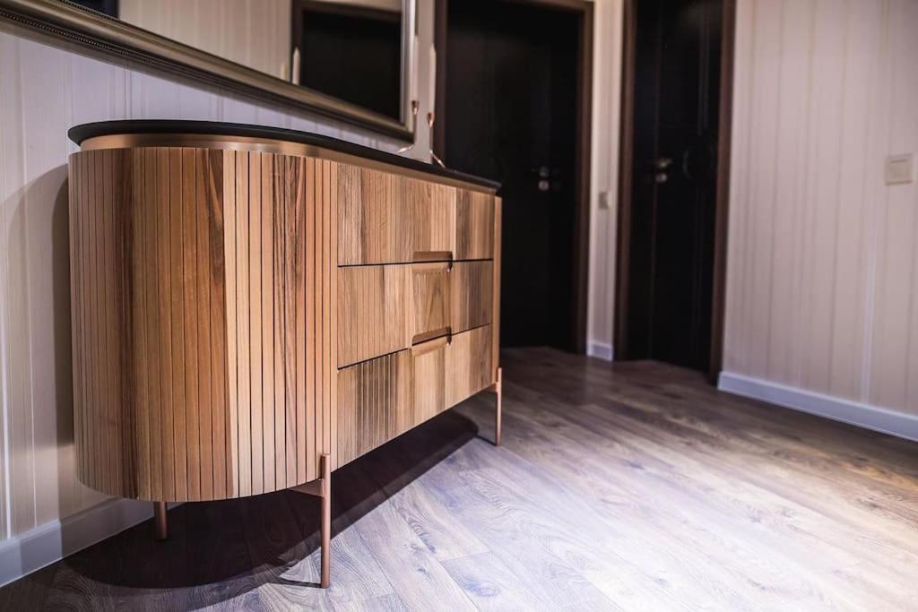 Lux Apart Karlovo Luaran gambar
